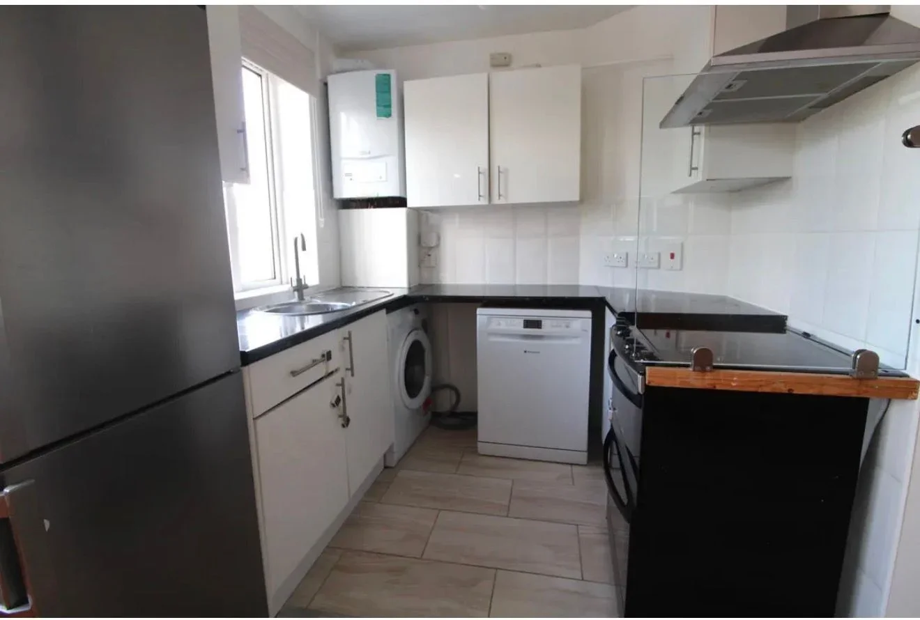 Flat Cheshunt Wash in Broxbourne