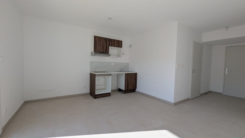 Appartement Rue Châteaubriand à Monteux