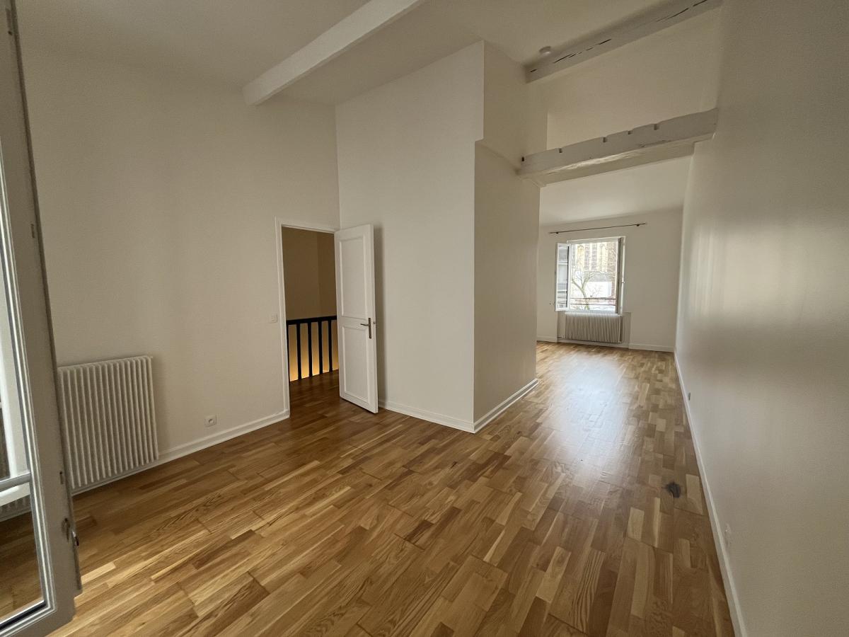 Flat Rue Dupin in Paris