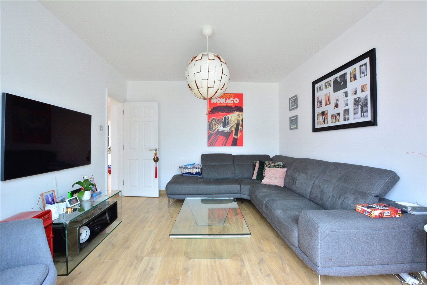 House Merriman Road in Greater London