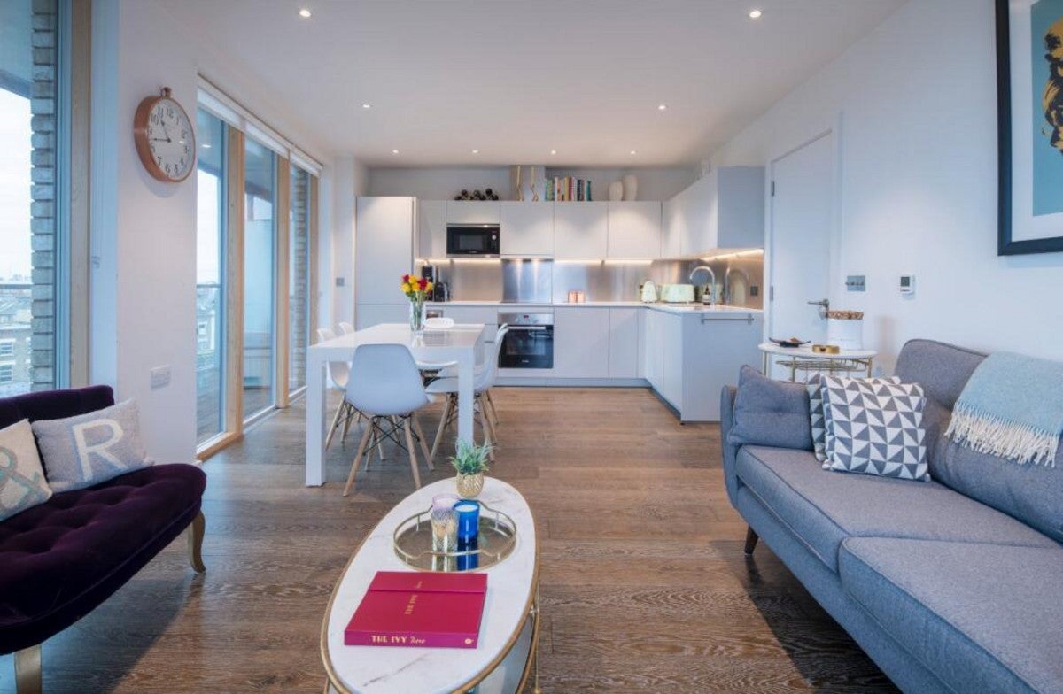 Flat Salusbury Road in Greater London