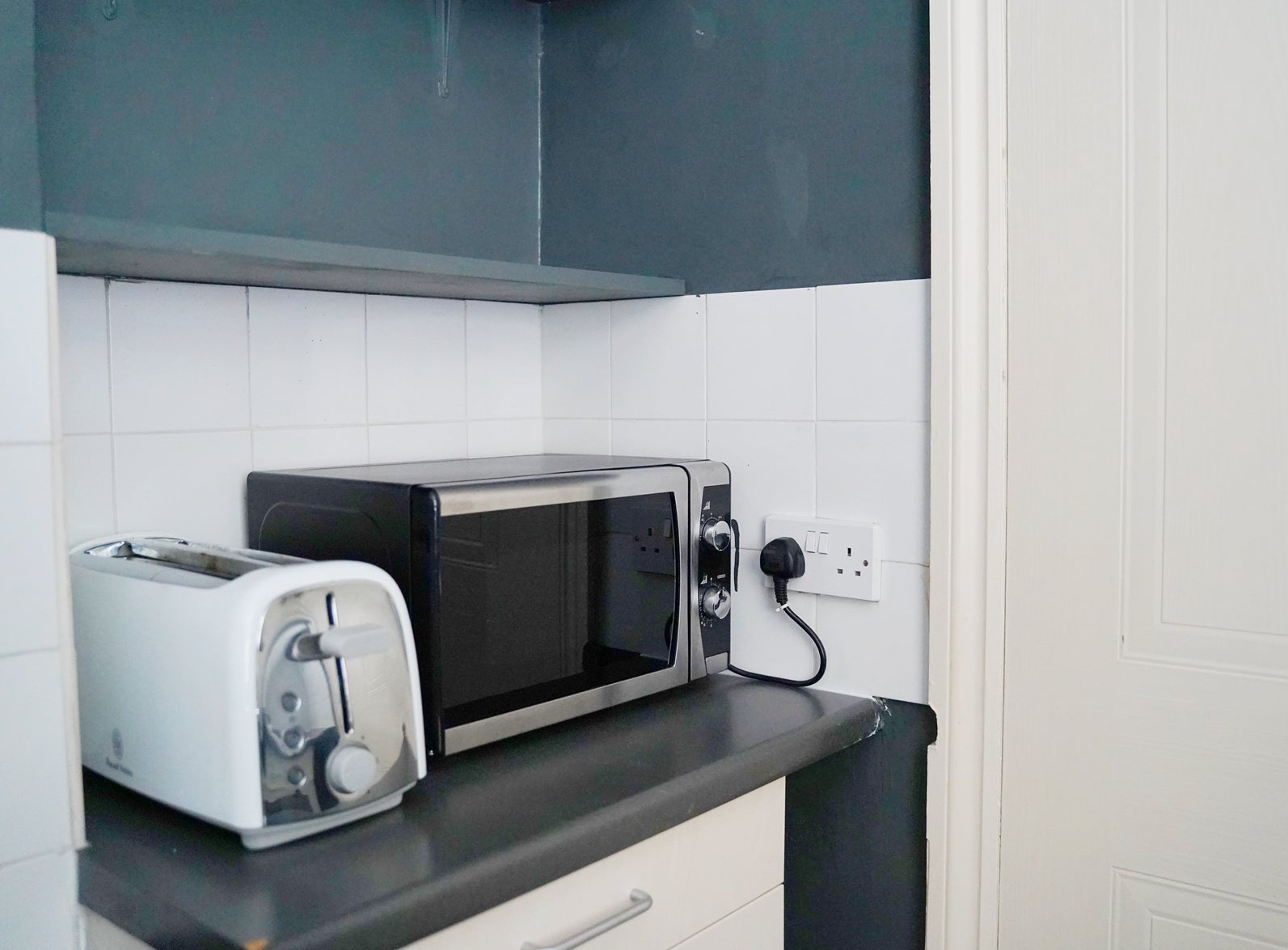 Flat Kenway Road in Greater London