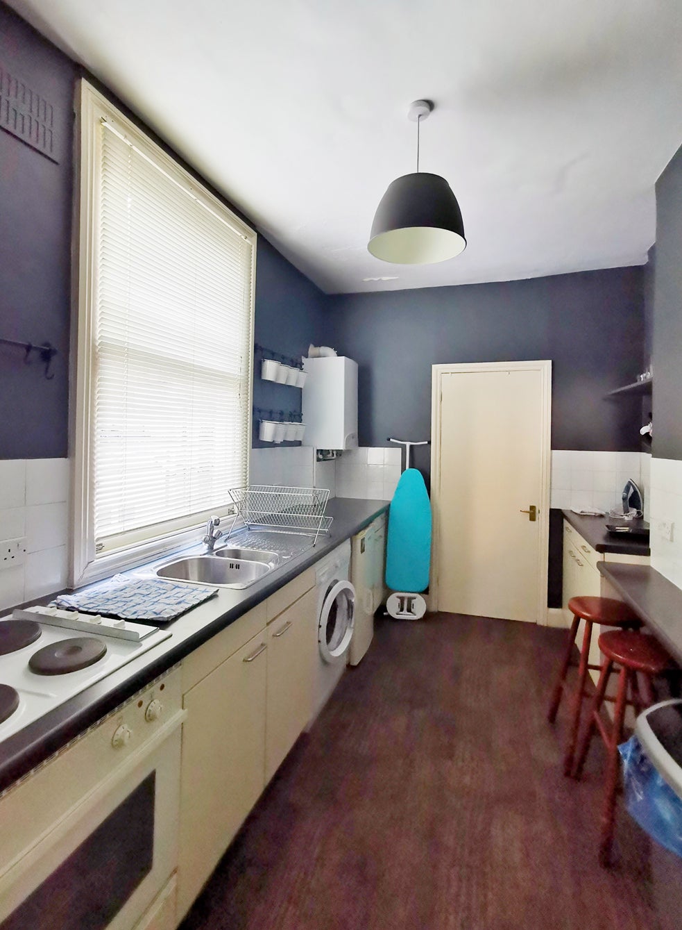 Flat Kenway Road in Greater London