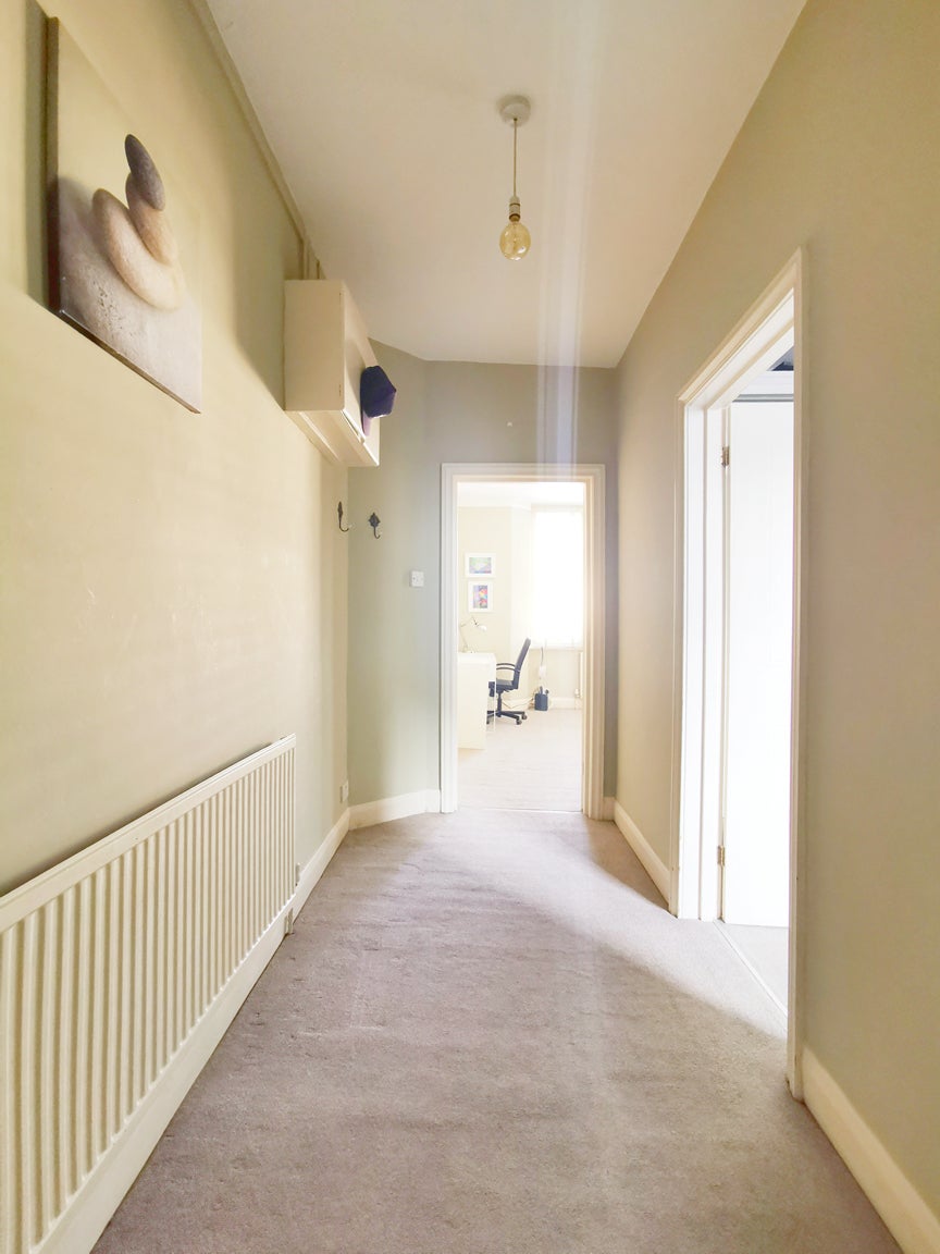 Flat Kenway Road in Greater London