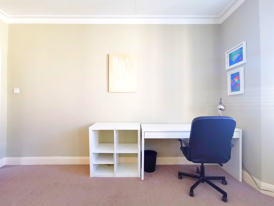 Flat Kenway Road in Greater London