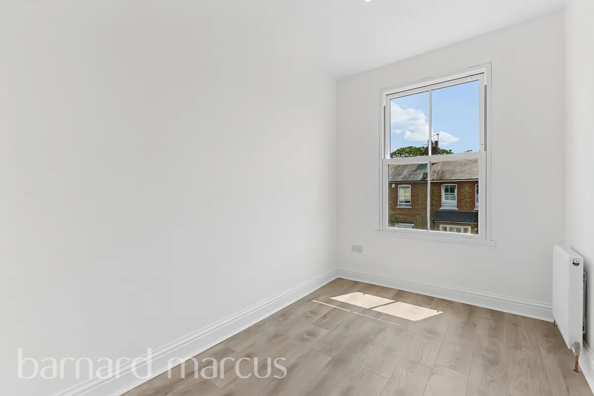 House Bloomfield Road in Greater London