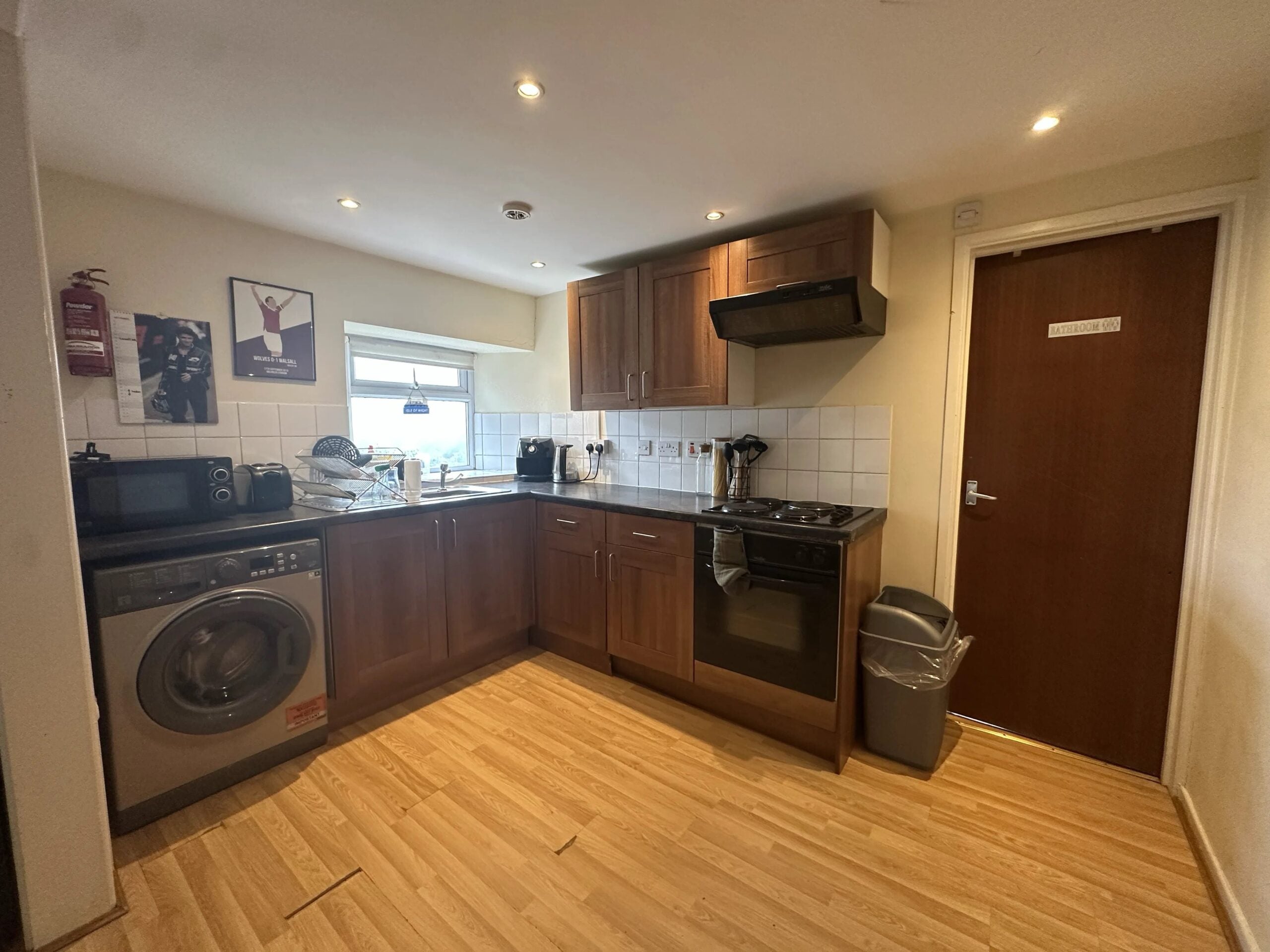 Flat Cliff Terrace in Pontypridd