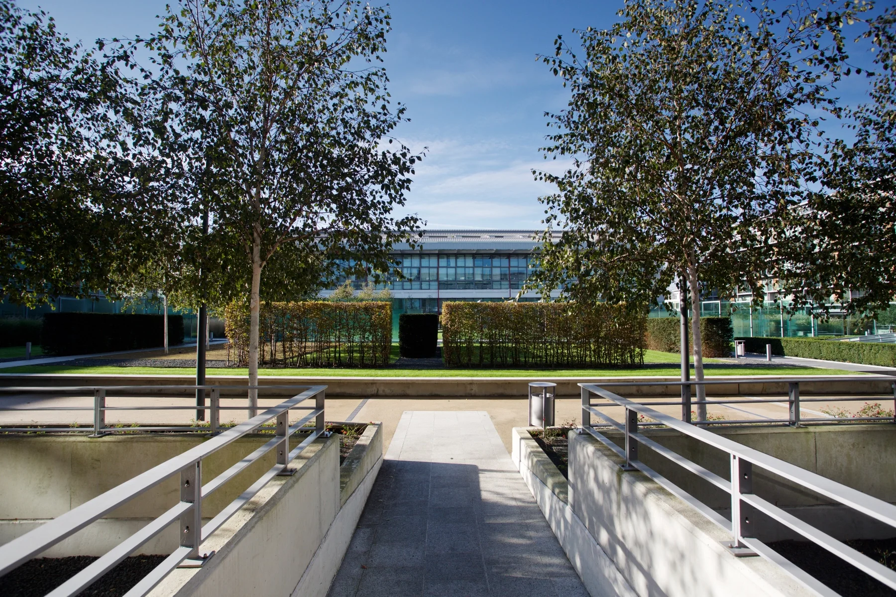 Flat Avenell Road in Greater London