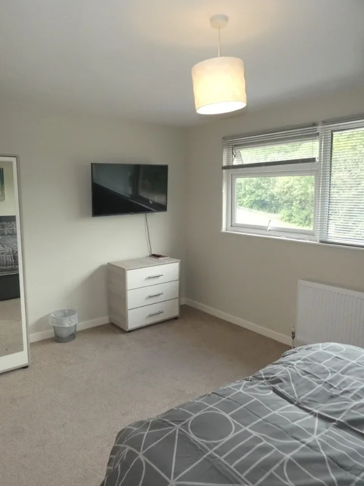 Room Quarry Hill Road in Tonbridge and Malling