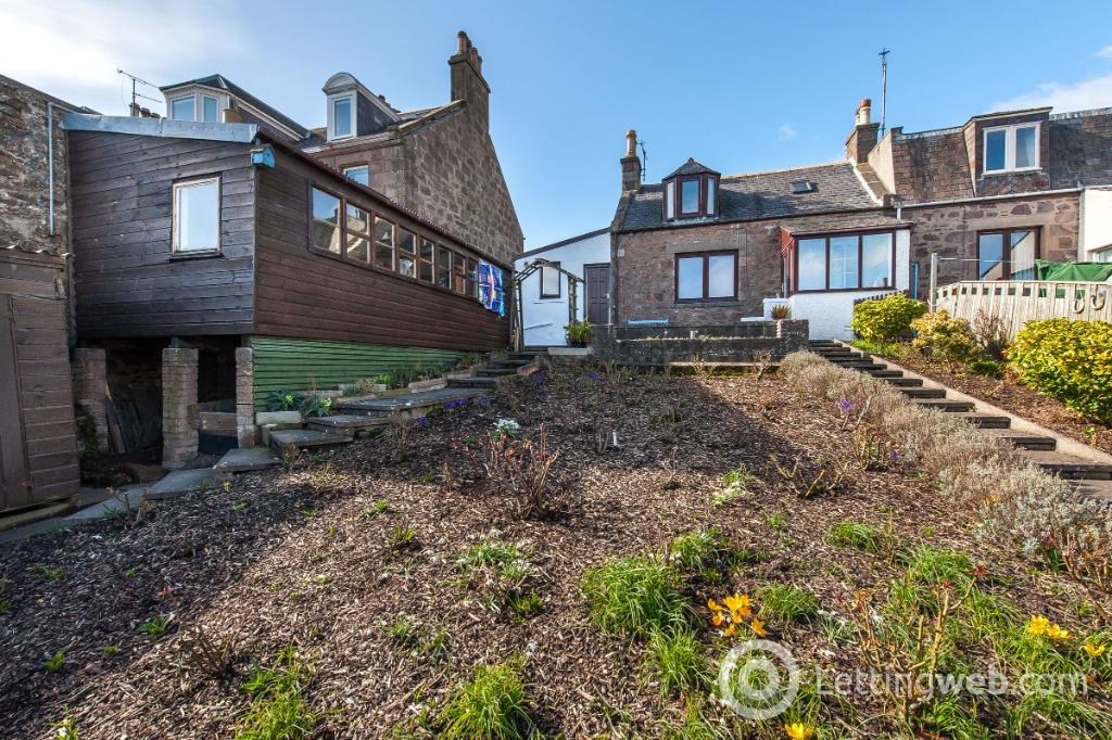 House Robert Street in Stonehaven