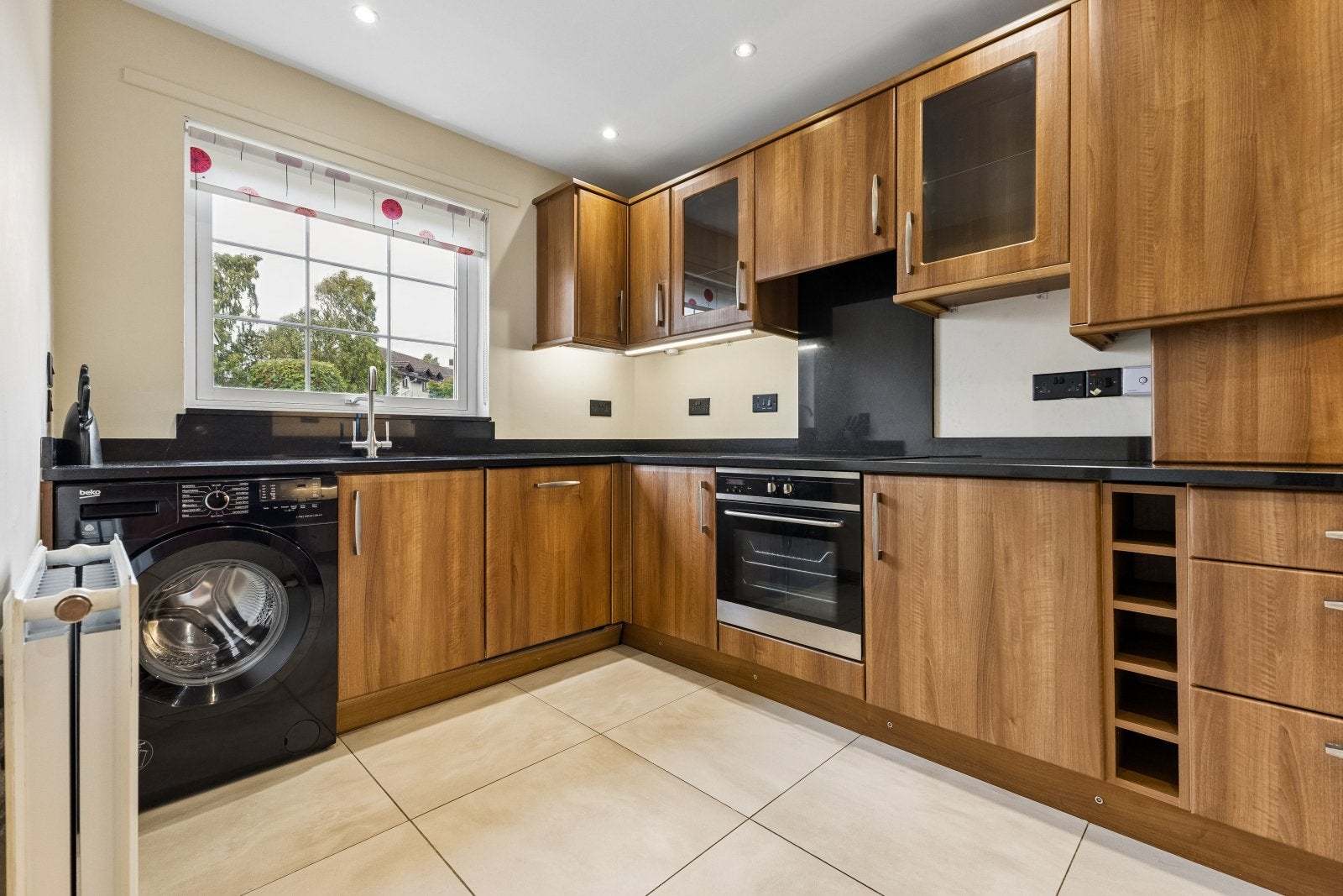 Flat Jedburgh Place in Perth