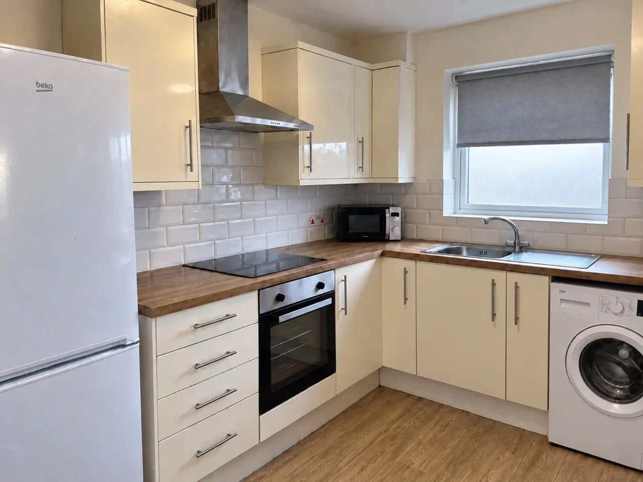 Flat Kingsmere Park in Greater London