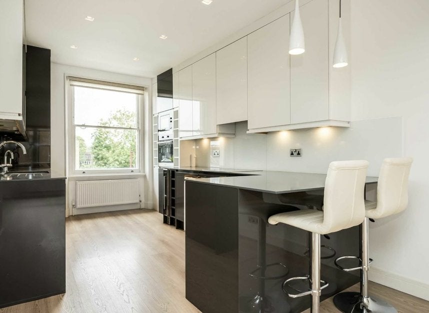 Flat St Edmund's Terrace in City of Westminster