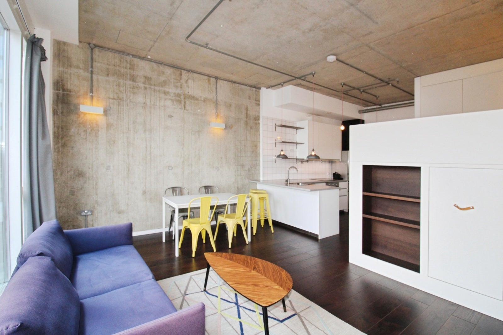 Flat Brickfield Road in Greater London