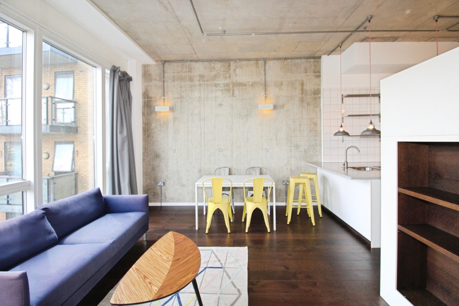 Flat Brickfield Road in Greater London