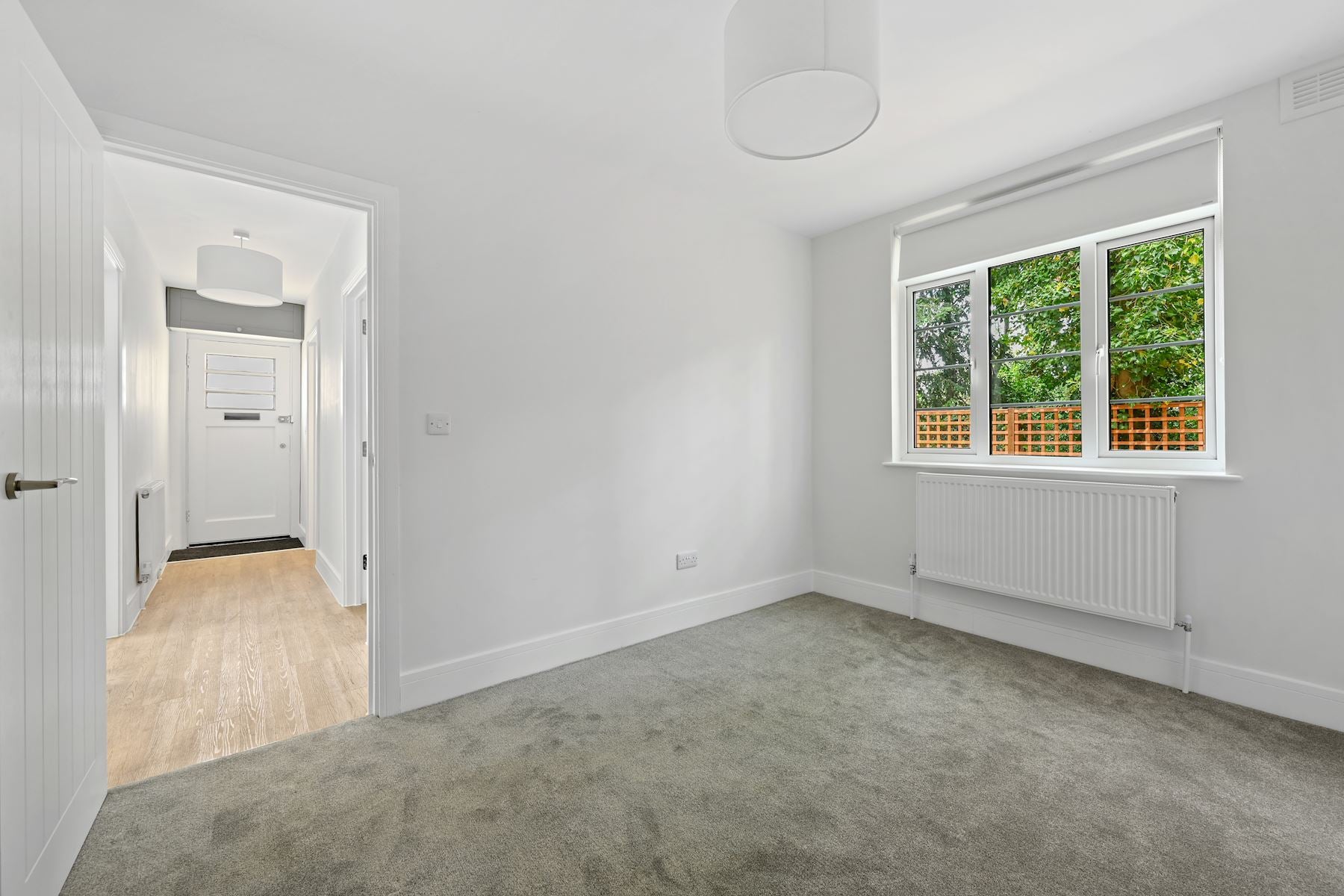 Flat Nether Close in Greater London