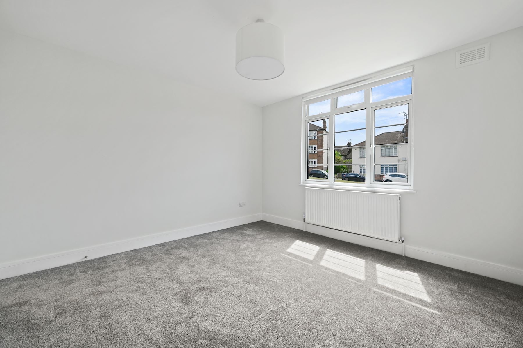 Flat Nether Close in Greater London
