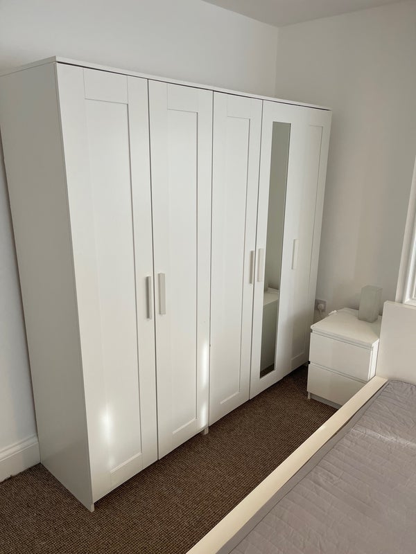 Room Colney Hatch Lane in Greater London