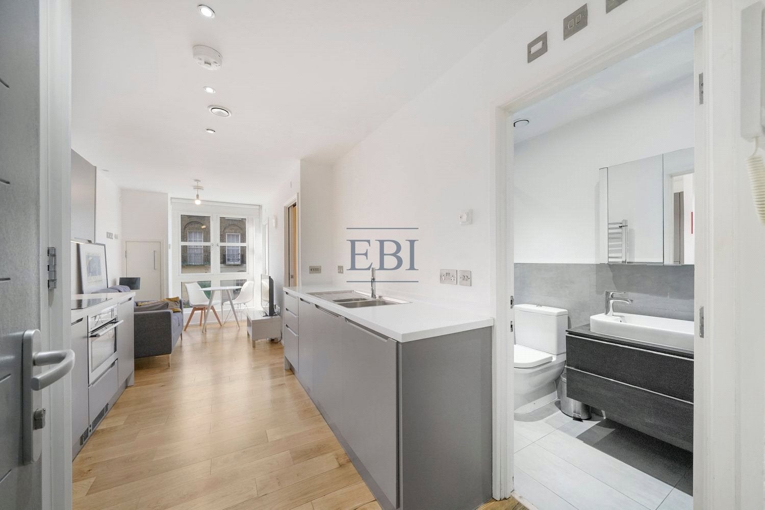 Flat Baynes Street in Greater London