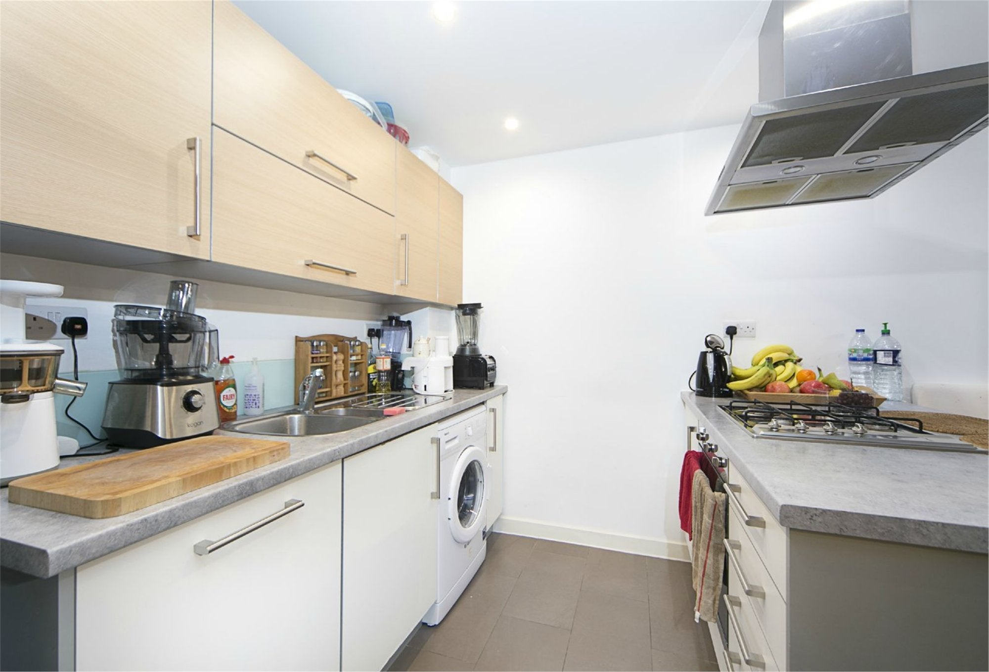 Flat Chrisp Street in Greater London
