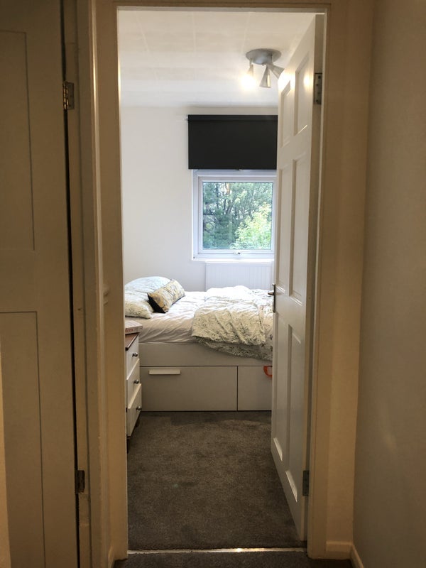 Room Donegal Street in Greater London