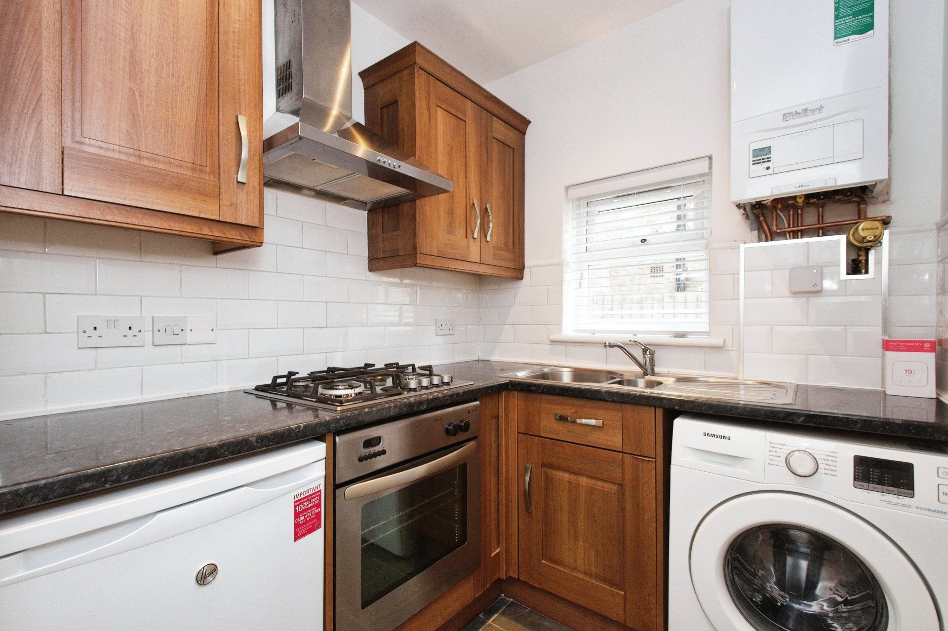 Flat Dallin Road in Greater London