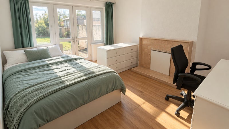Room Filton Avenue in Bristol