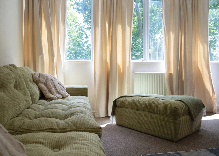 Flat Silchester Road in Greater London