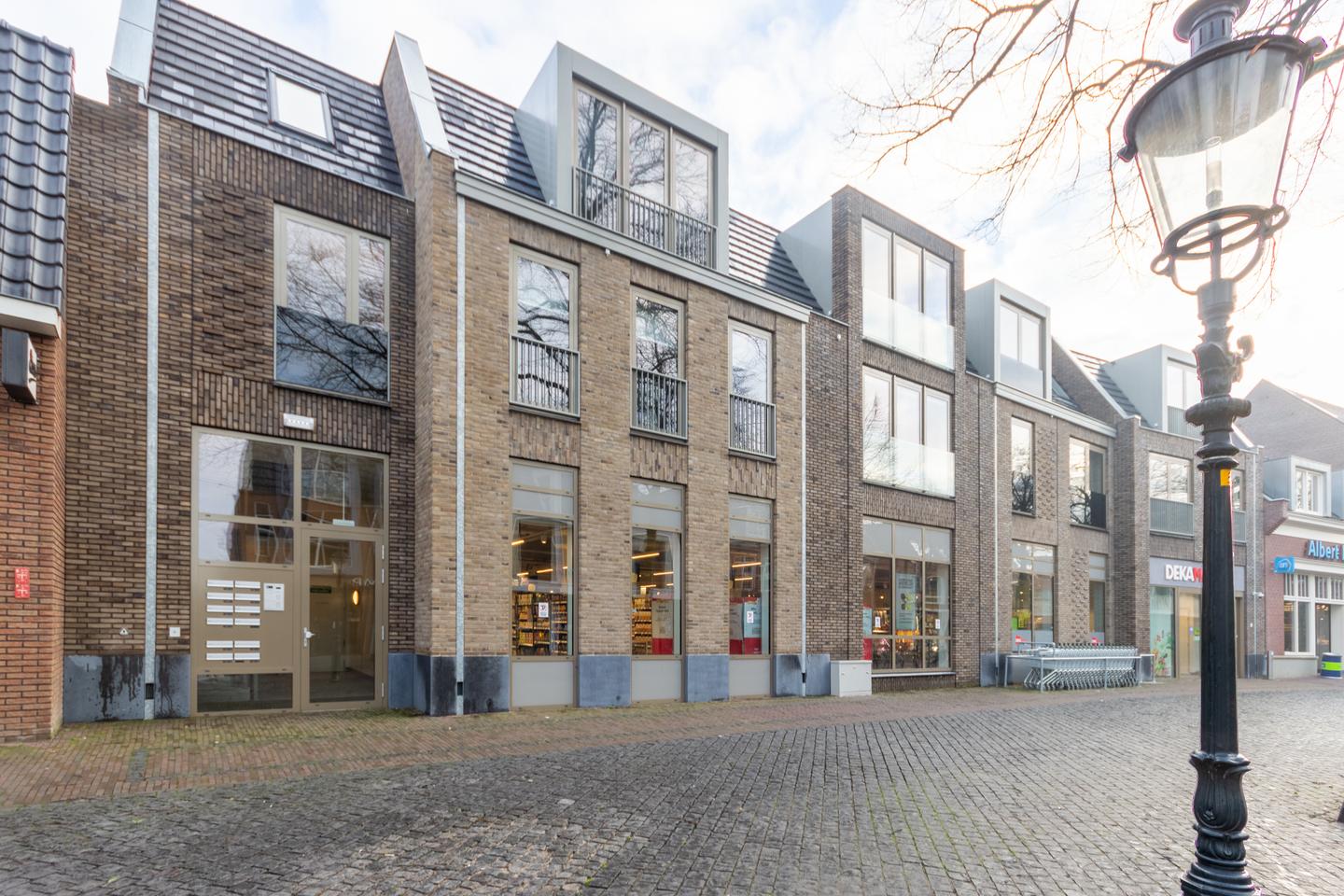 Flat Dorpsstraat in Lunteren
