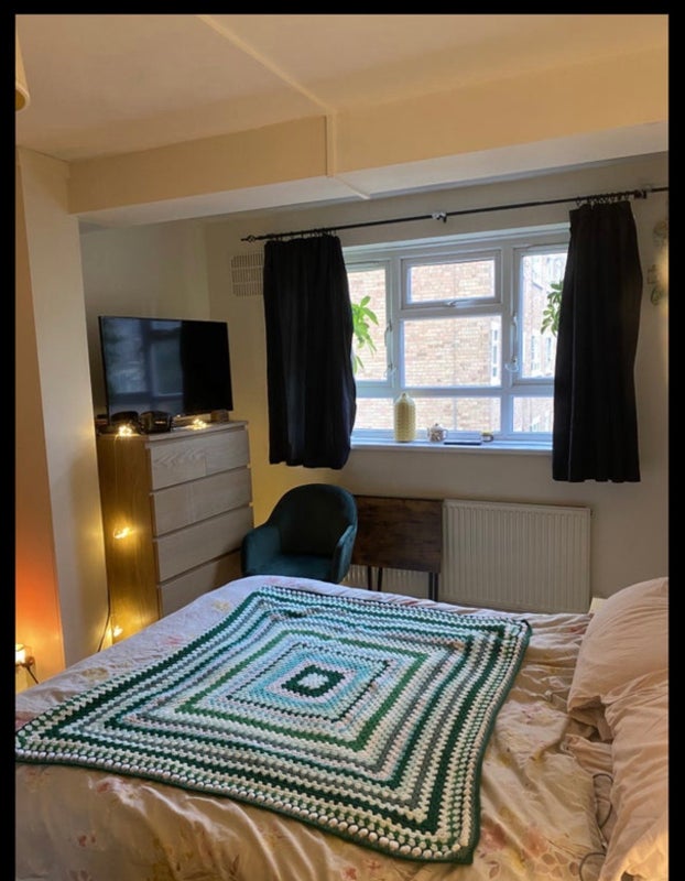 Room Westhouse Close in Greater London