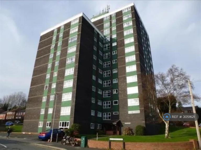 Flat St Cecilia Close in Wyre Forest