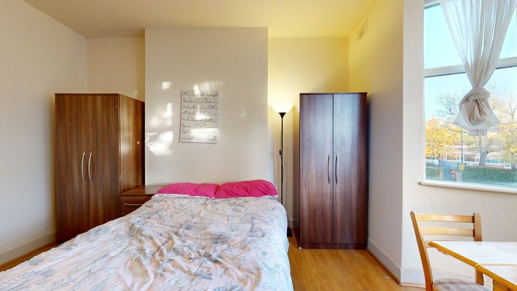 Room Anson Road in Greater London