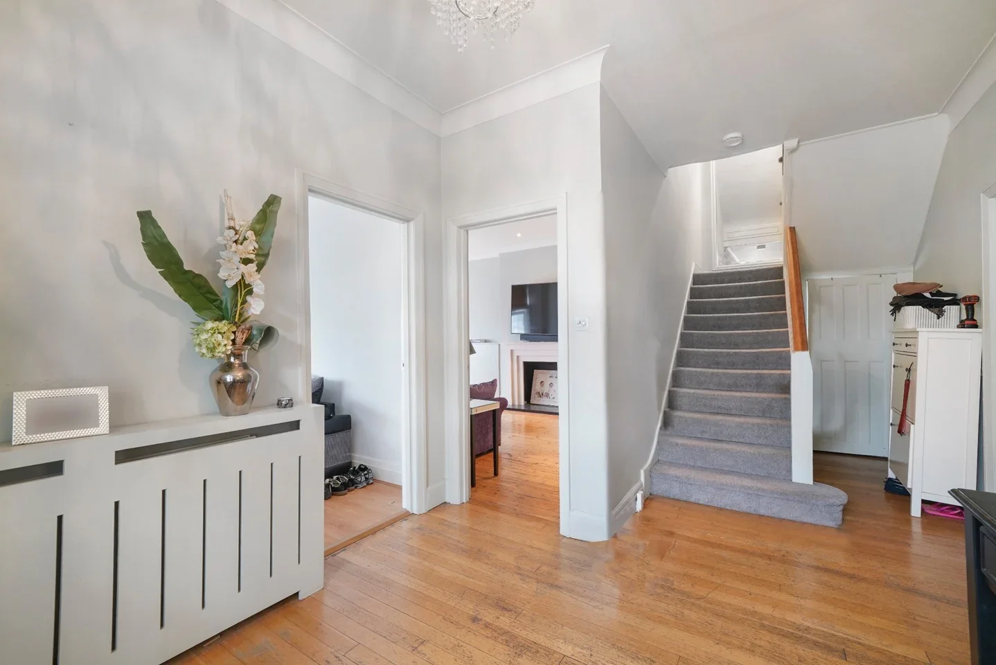 House Newcombe Park in Greater London