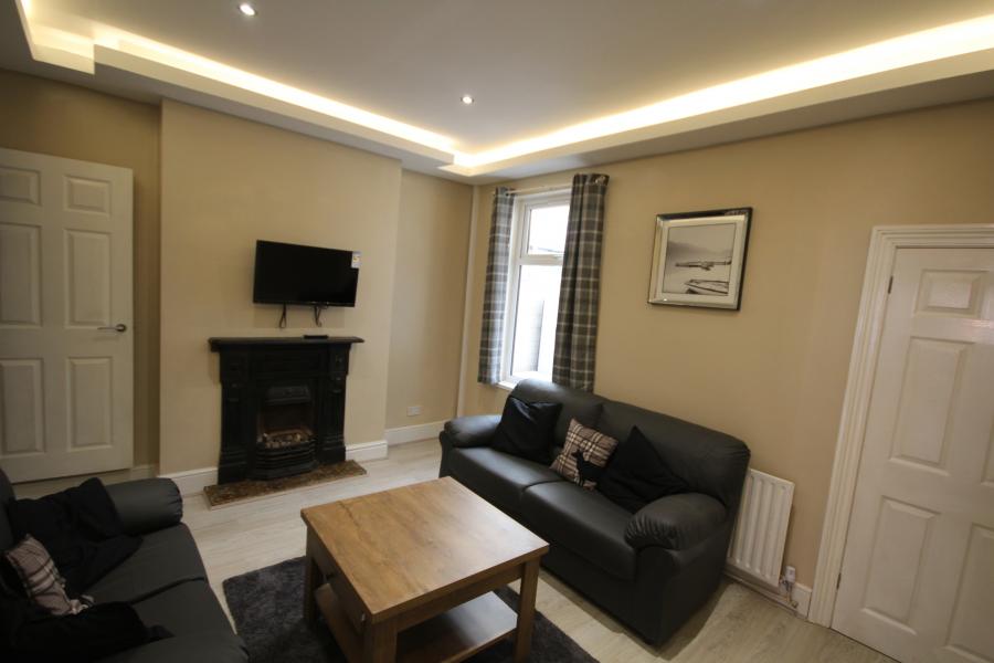 Room Wolfa Street in Derby