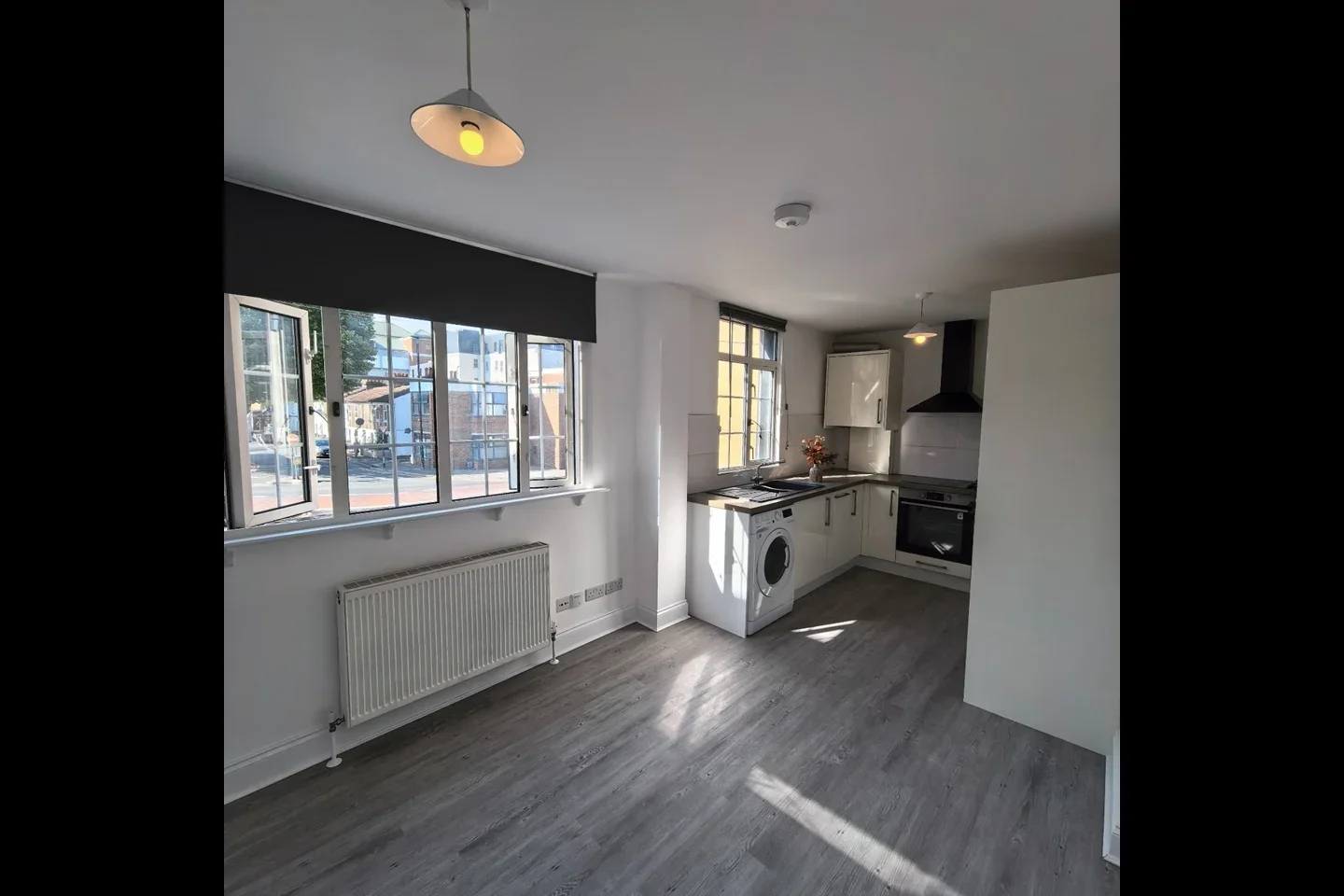 Flat Gemini Court in Greater London
