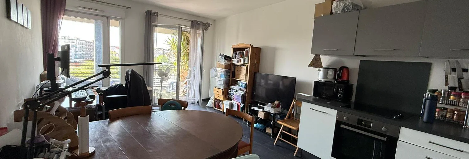 Flat Rue Jean Jaurès in Villeurbanne