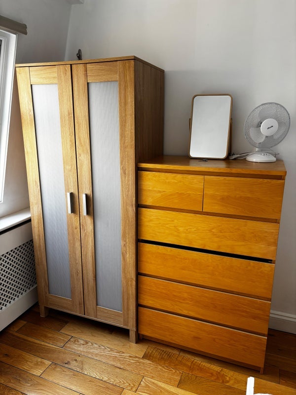 Room Fulham Road in Greater London