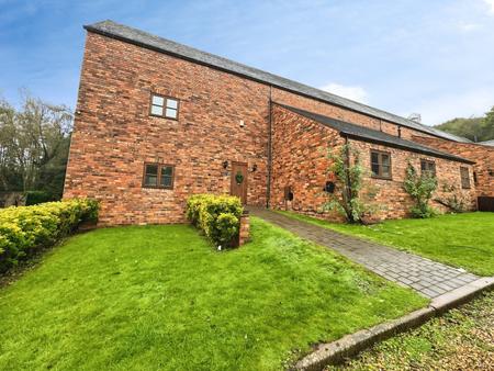 House Lodge Lane in South Staffordshire