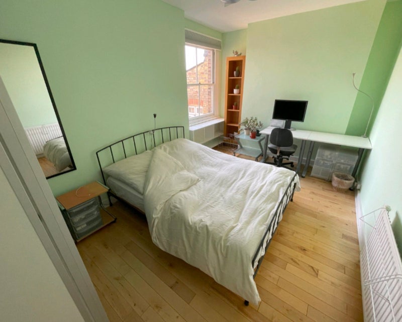 Room Green Lanes in Greater London