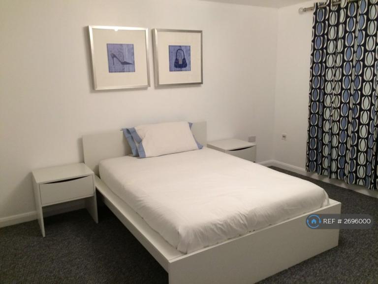 Room Augustus Close in Cambridge