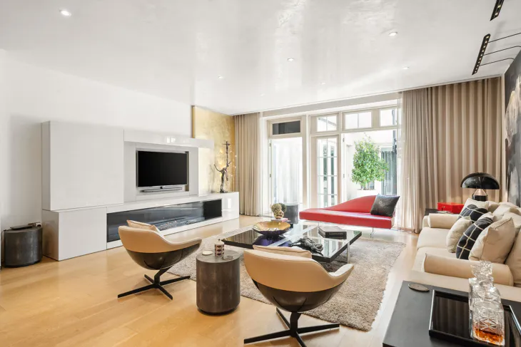 Flat Connaught Place in City of Westminster