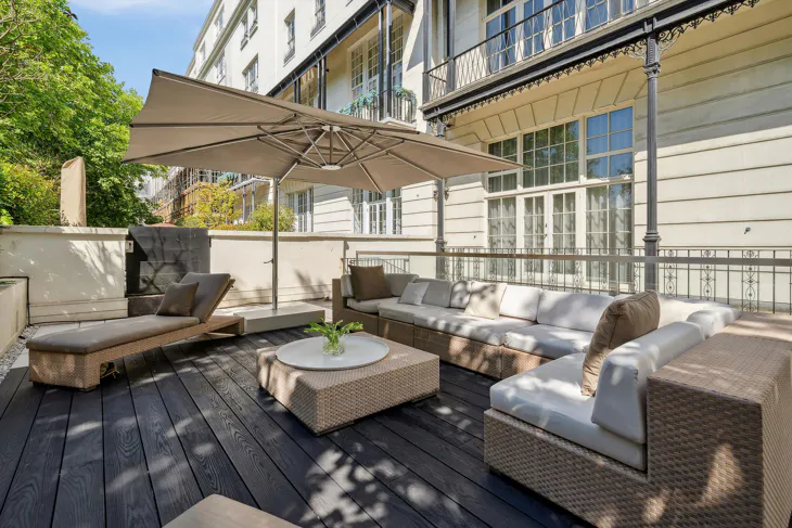 Flat Connaught Place in City of Westminster