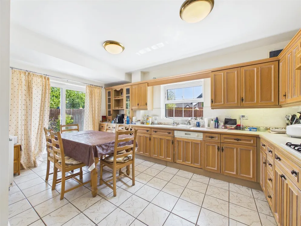 House Freesia Close in Charnwood