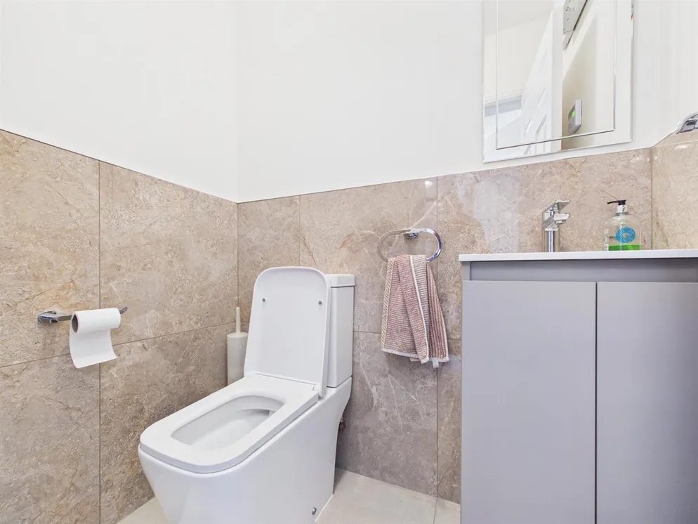 House Freesia Close in Charnwood