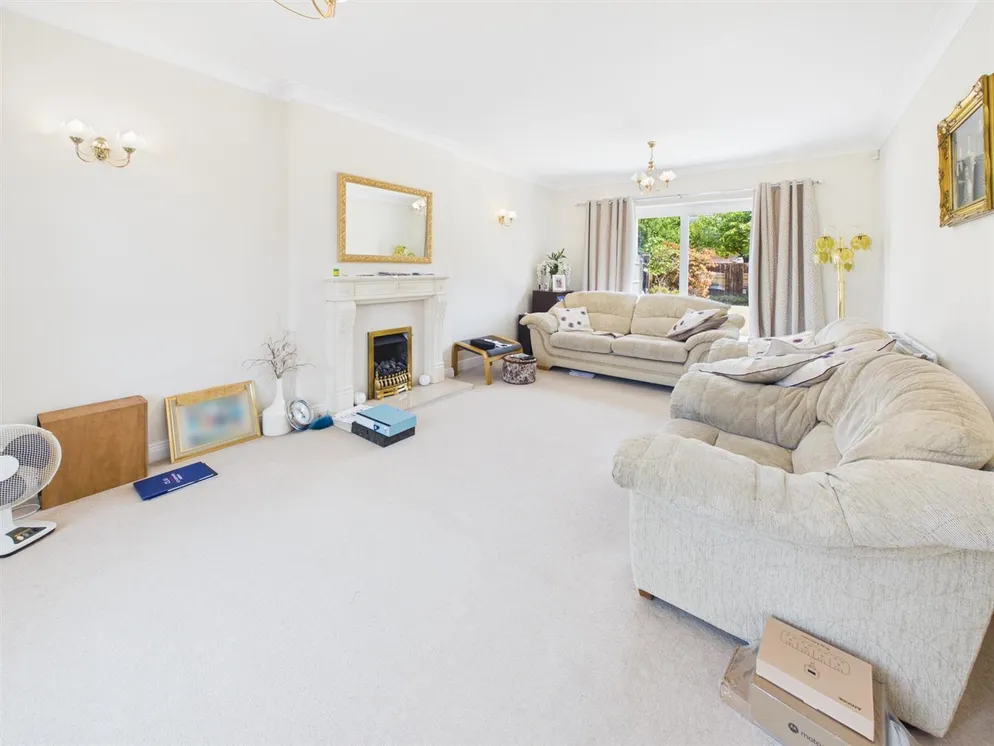 House Freesia Close in Charnwood