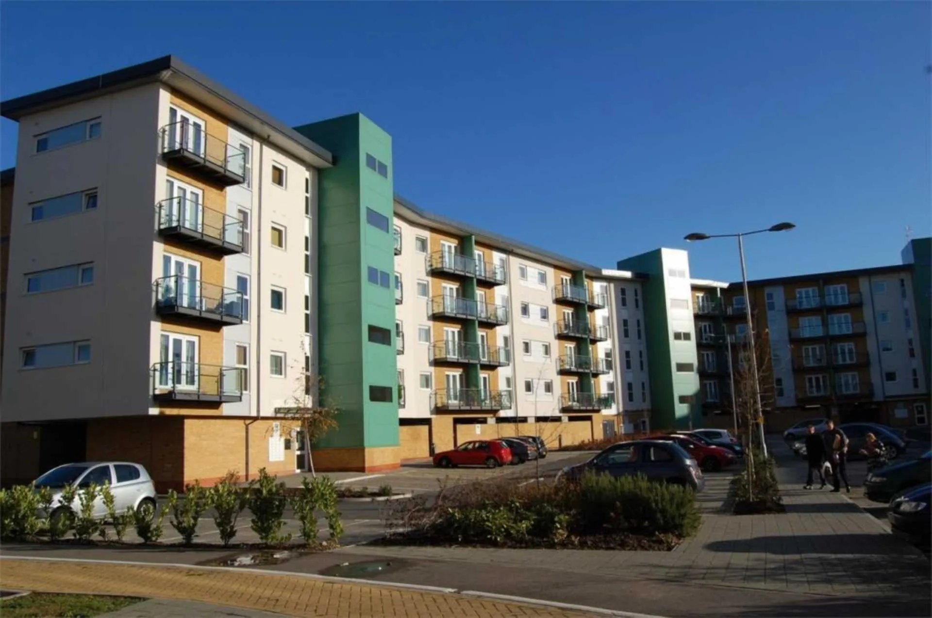 Flat Parkhouse Court in Welwyn Hatfield