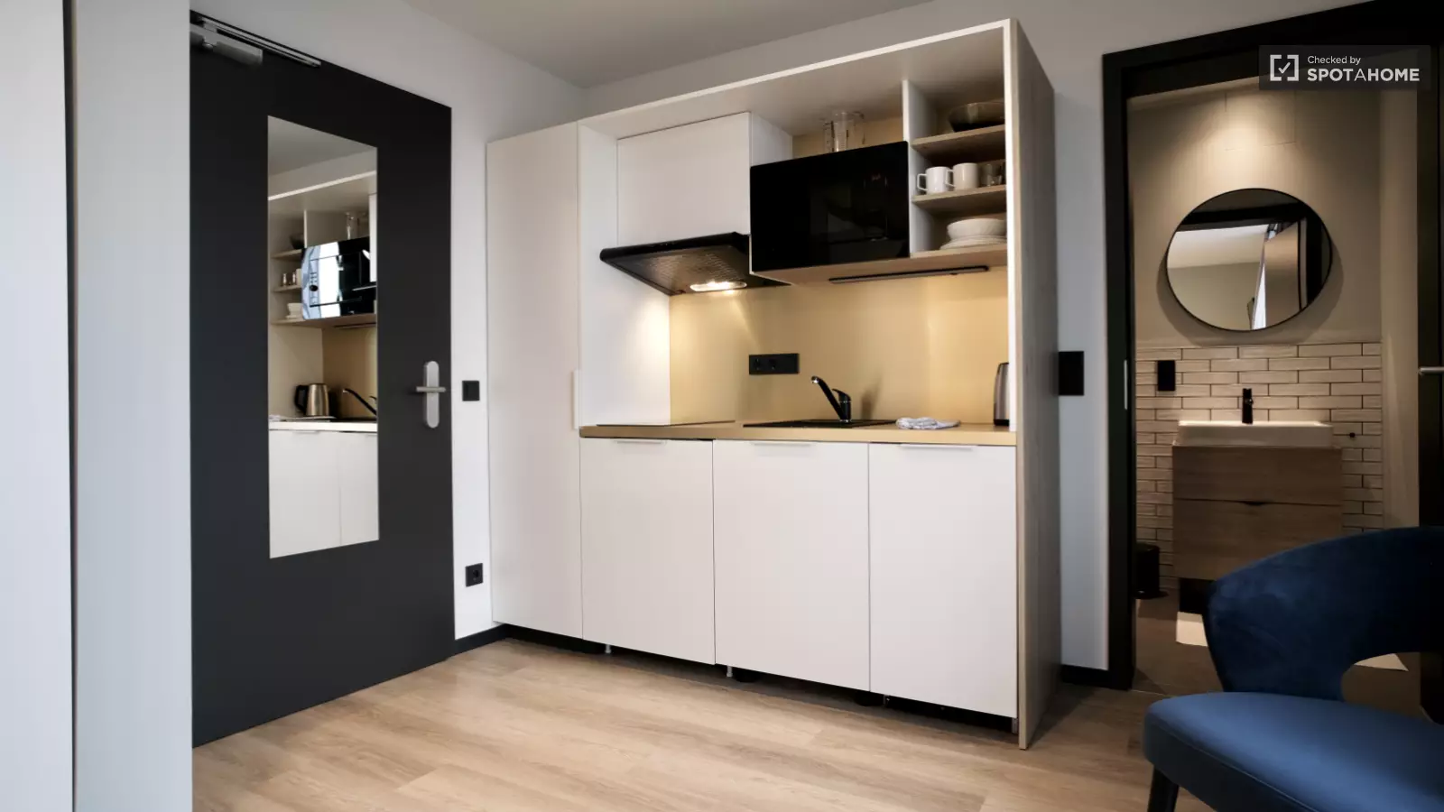 Wohnung Pestalozzistraße in Berlin