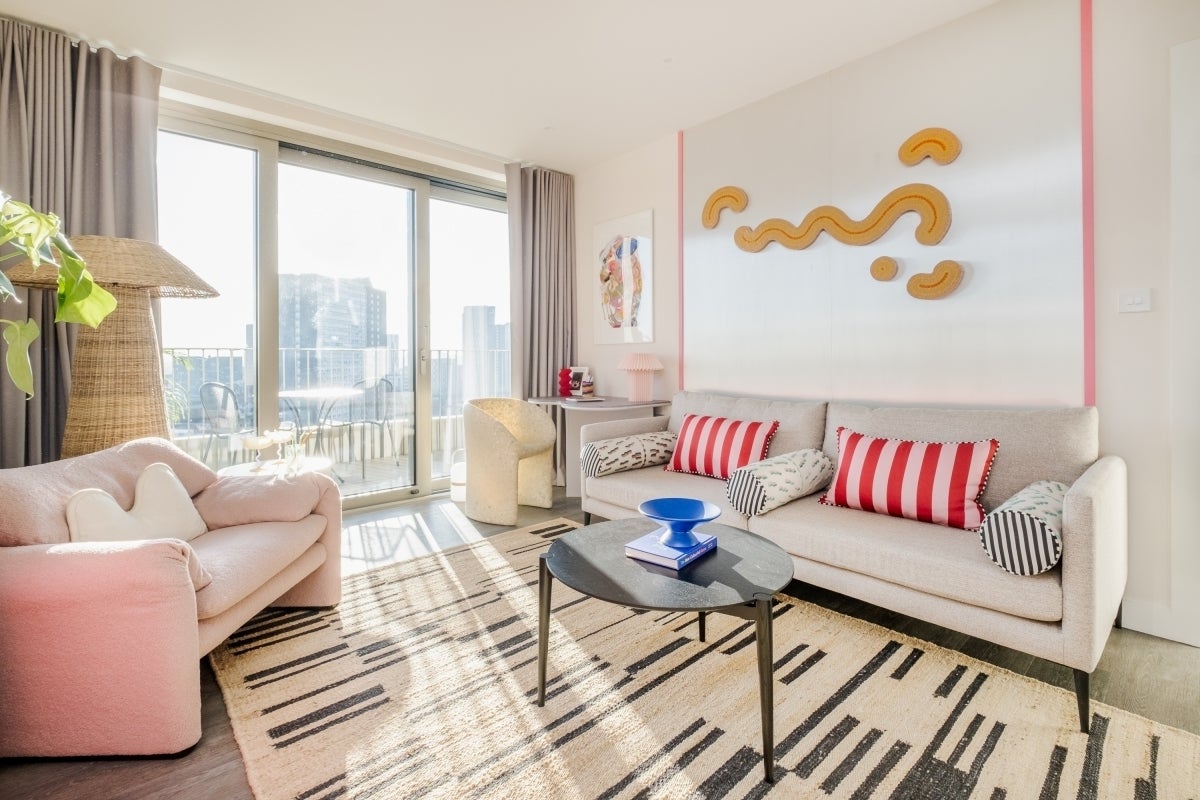 Flat Cherry Park Lane in Greater London