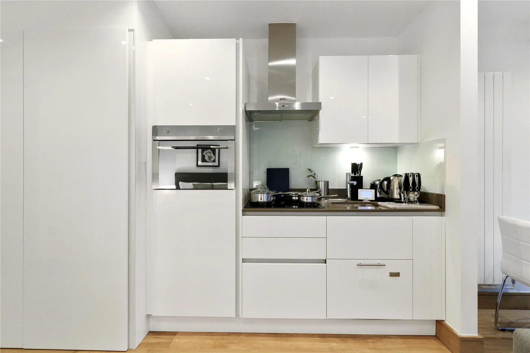 Flat Alexia Square in Greater London