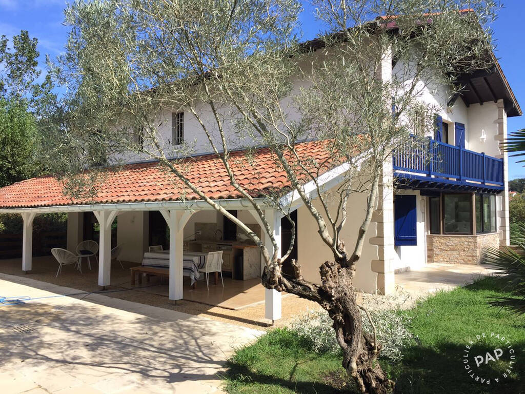 House Avenue des Pyrénées in Saint-Jean-de-Luz